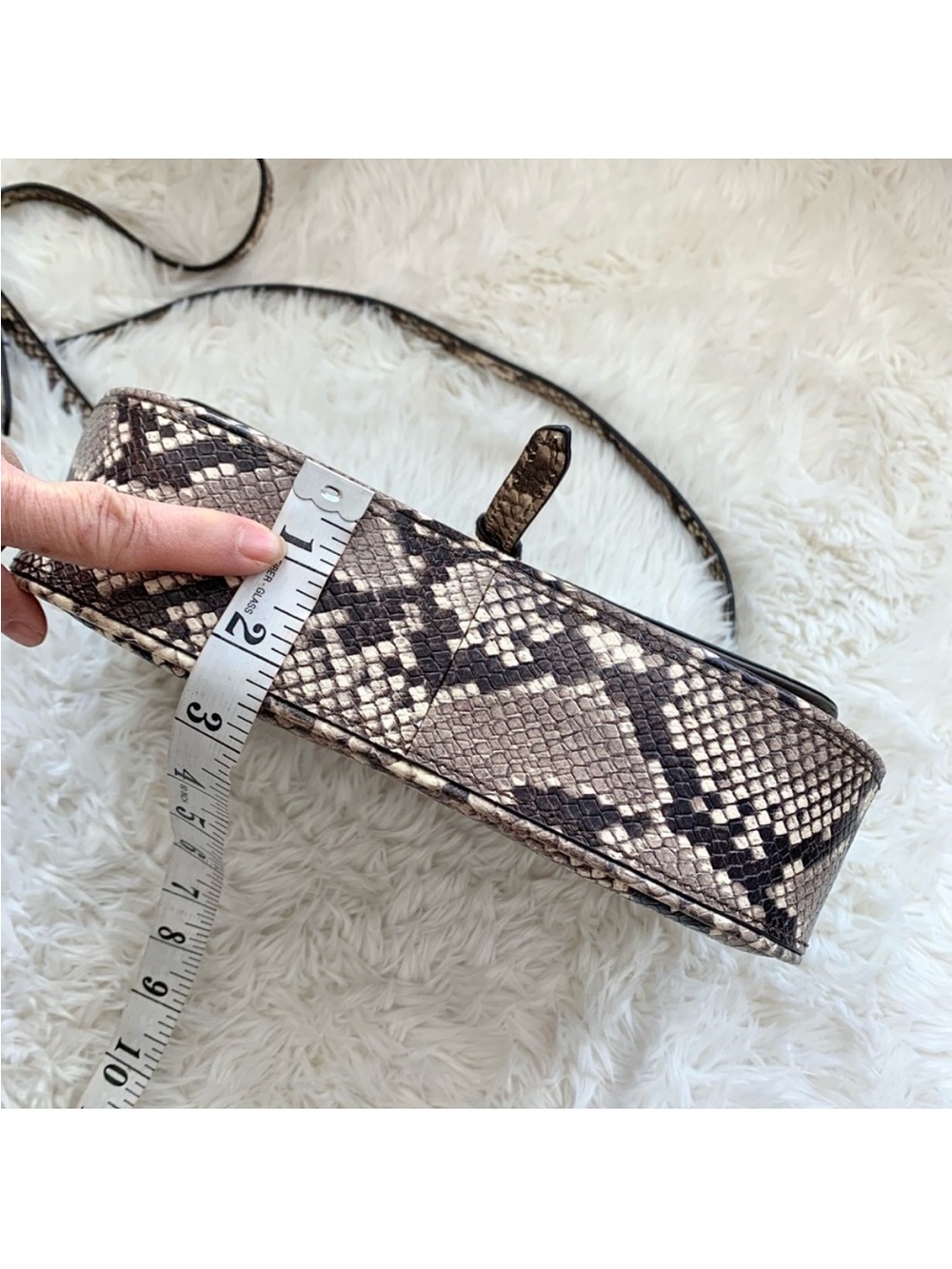 Lk New Banana Republic Snake Print Leather Crossbody purse - Picture 14 of 15